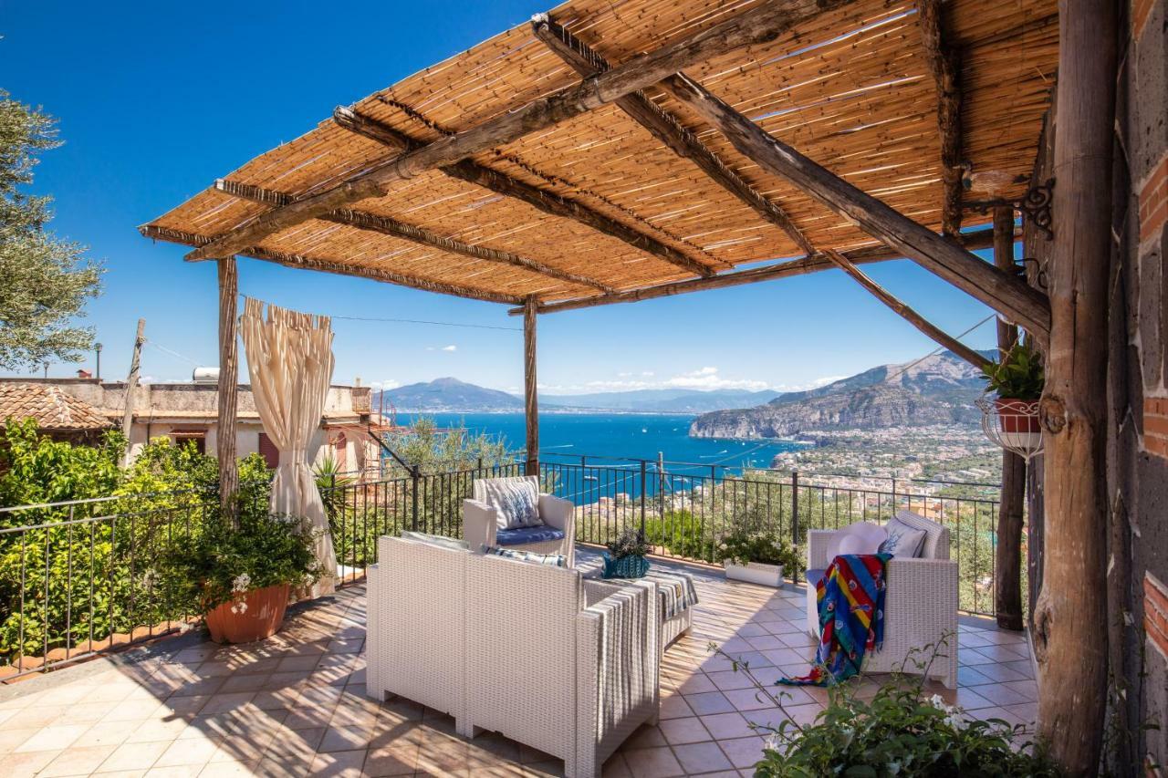Villa Antonella ซอร์เรนโต ภายนอก รูปภาพ